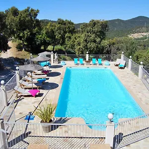 La Nais Bed & Breakfast